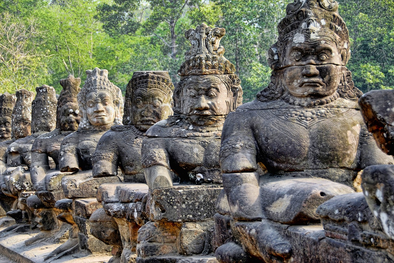 探寻神秘世界的奇幻之旅，神道丹尊最新章节