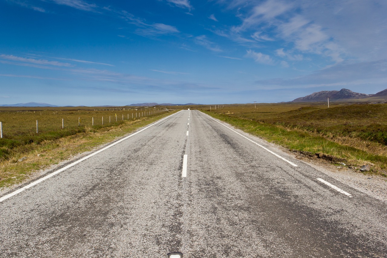 最新道路标线介绍与特点分析