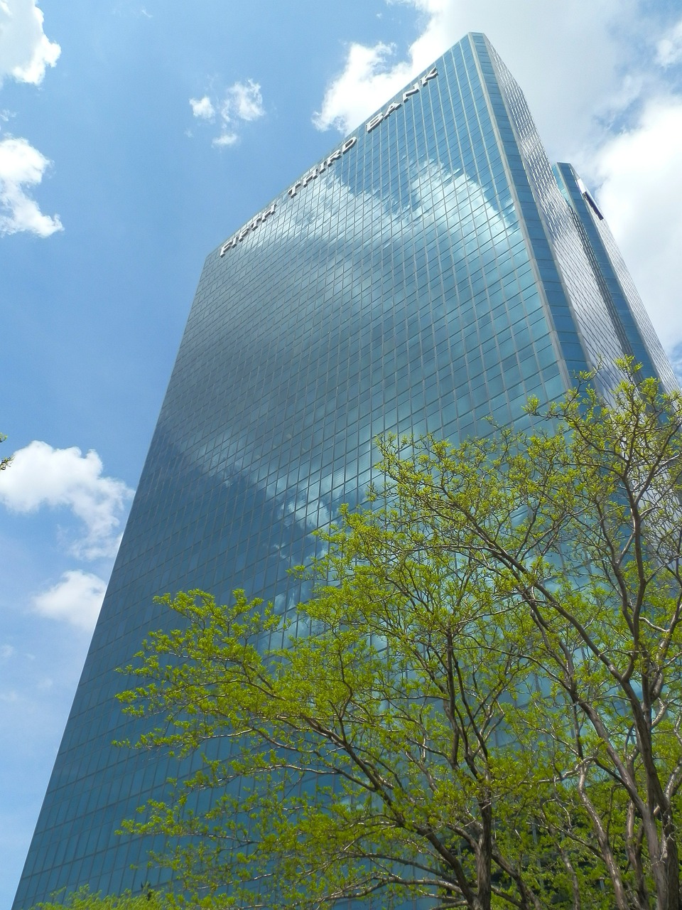 肇庆最新楼盘价格探索，居住新篇章，城市发展新动向